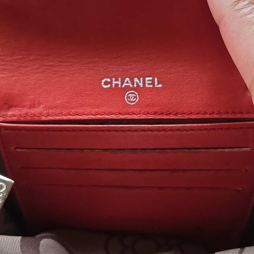 Chanel Mademoiselle Classic Red Leather Wallet - Picture 5 of 9